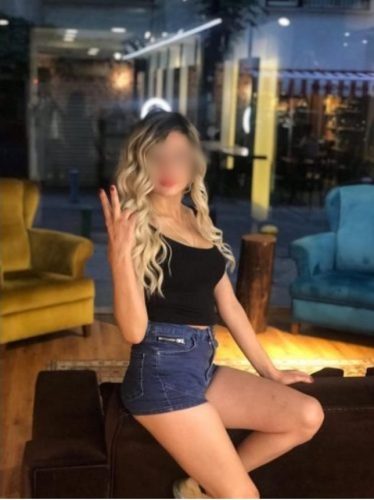 Şımarık deneyimli escort Gökçen